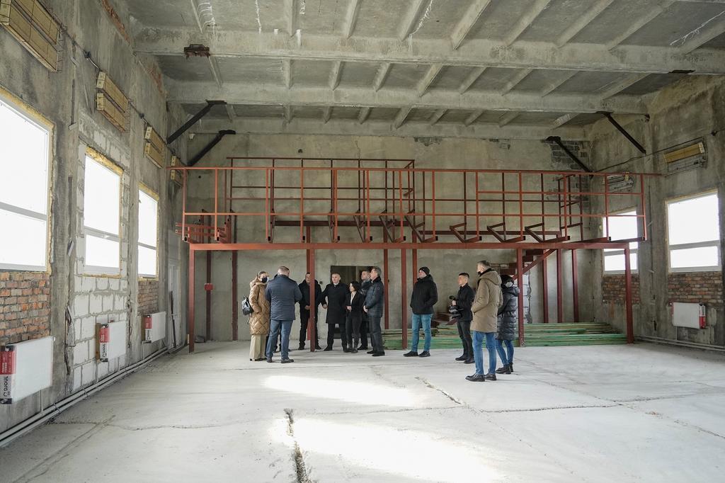 Спортзал ліцею, який будує вже шостий директор, планують внести до програми «Велике будівництво»