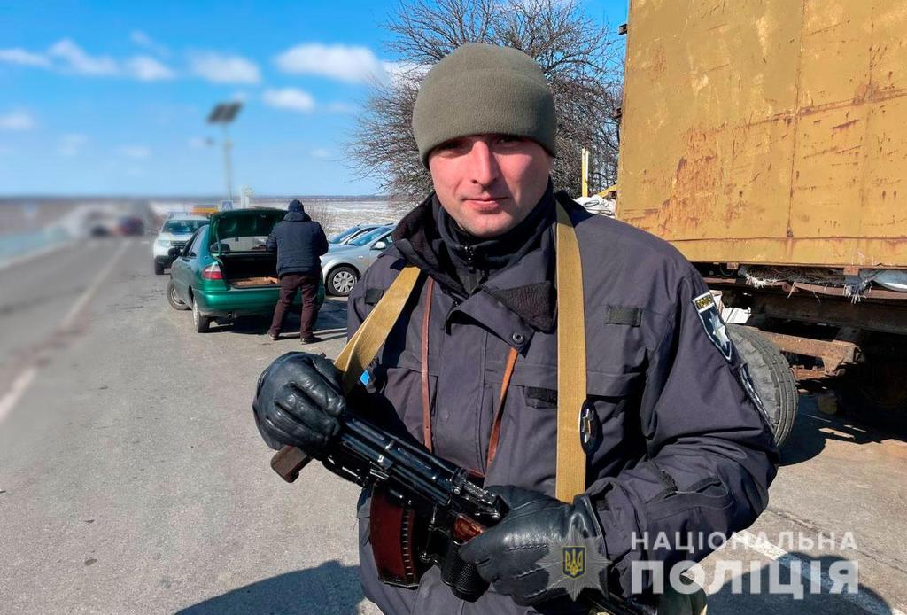 Минулої доби на Полтавщині правоохоронці перевірили понад 1900 підозрілих осіб