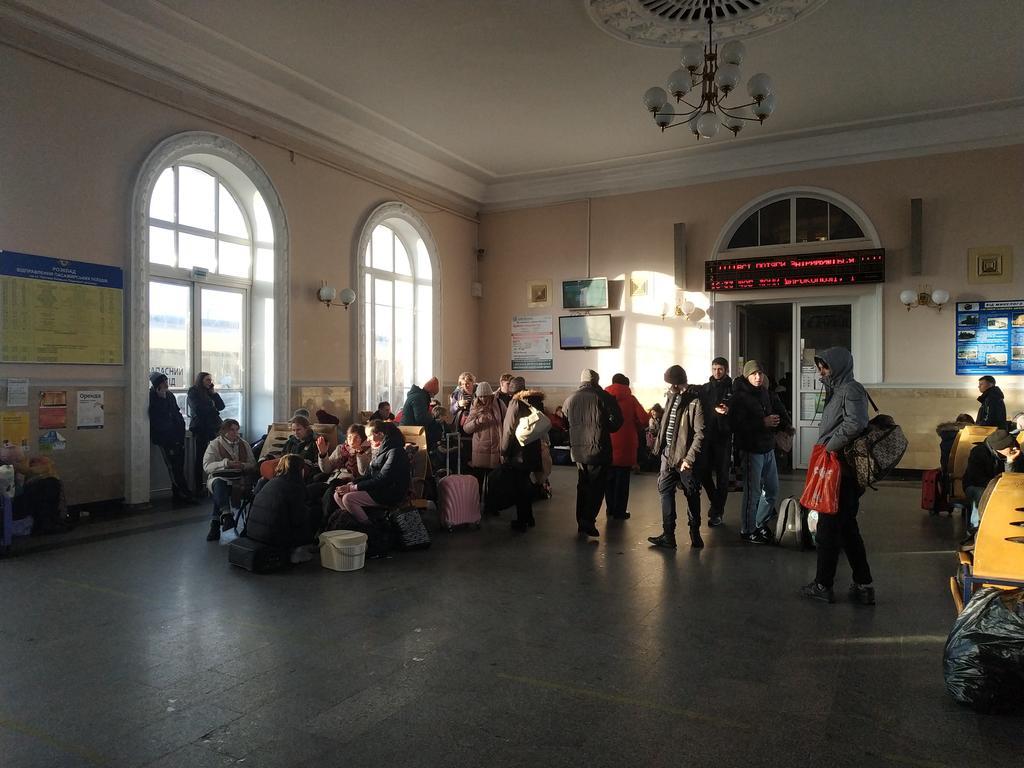 Графік руху евакуаційних потягів на 16 березня