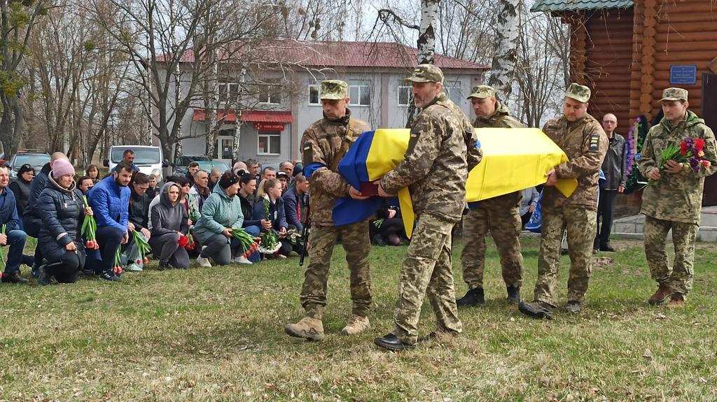 Під Полтавою попрощалися із полеглим захисником України