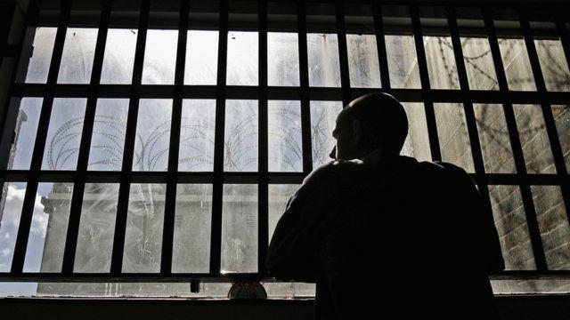 До 10 років в’язниці: депутати хочуть карати чоловіків за неповернення з-за кордону під час війни