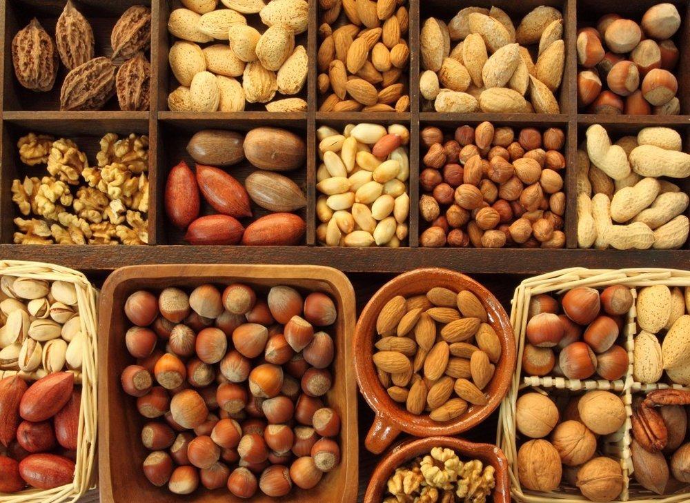 10 корисних горіхів: як зрозуміти, які варто їсти саме вам