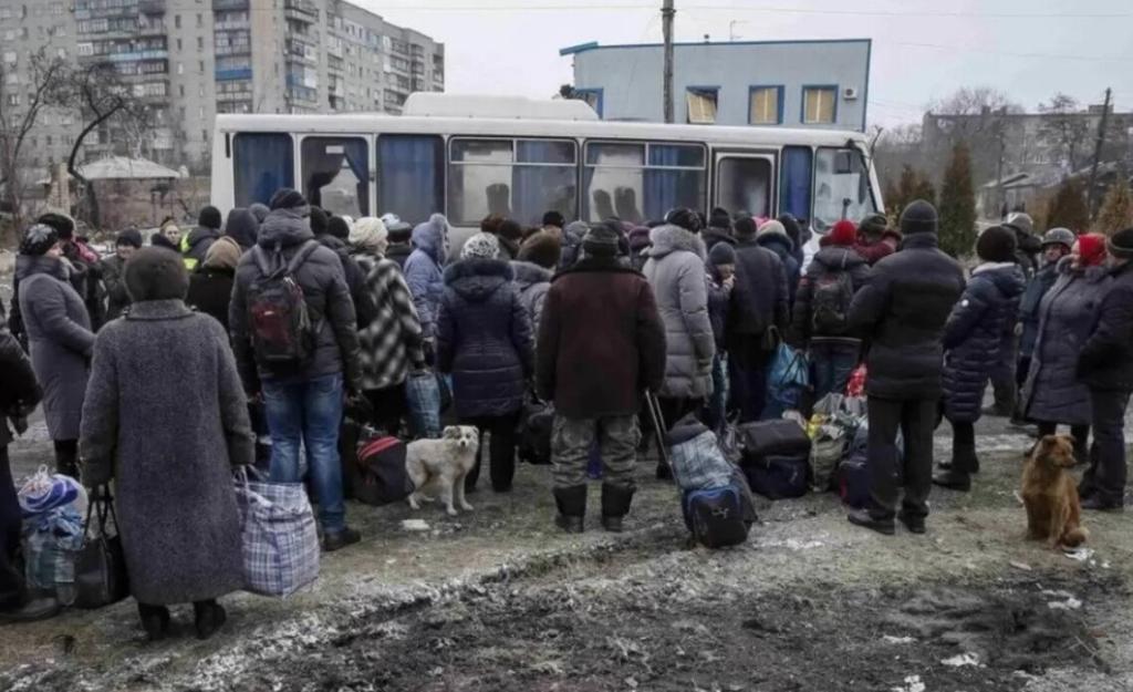 Мер Маріуполя Вадим Бойченко закликав маріупольців евакуюватись із міста сьогодні, 20 квітня