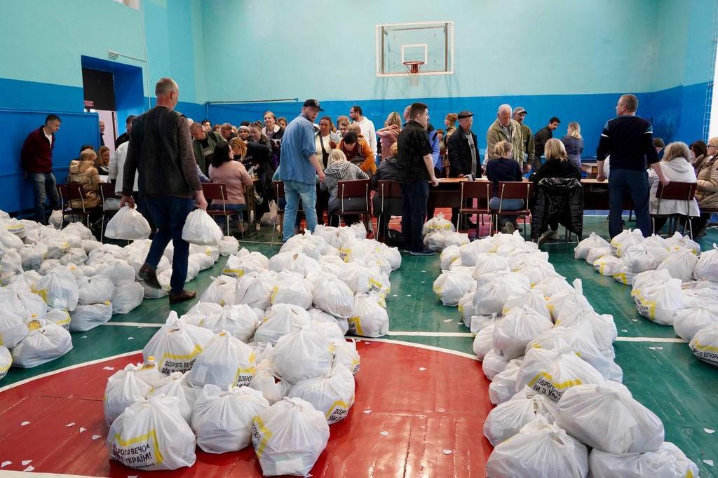 Завтра Полтавська ОВА роздаватиме гуманітарну допомогу для переселенців ще у п’яти громадах
