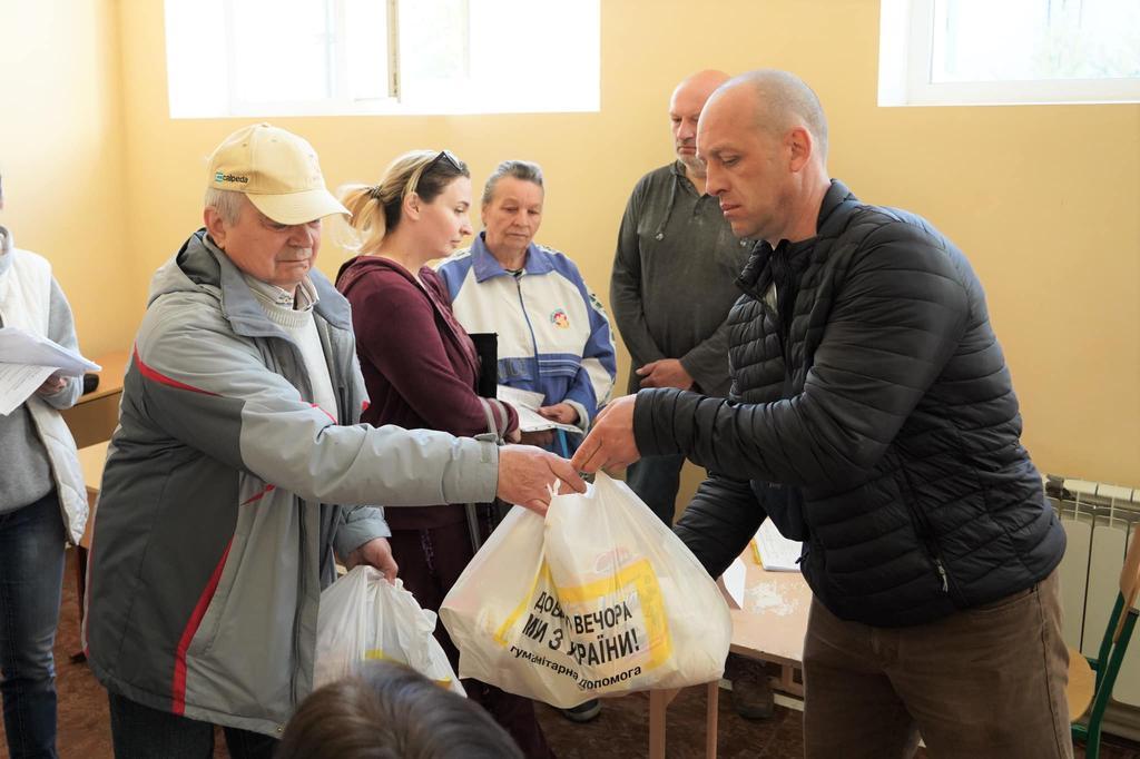 Де на Полтавщині сьогодні роздаватимуть пакунки переселенцям