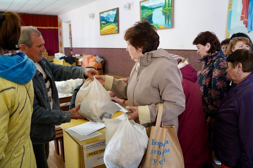 Де завтра видаватимуть гуманітарну допомогу переселенцям на Полтавщині 