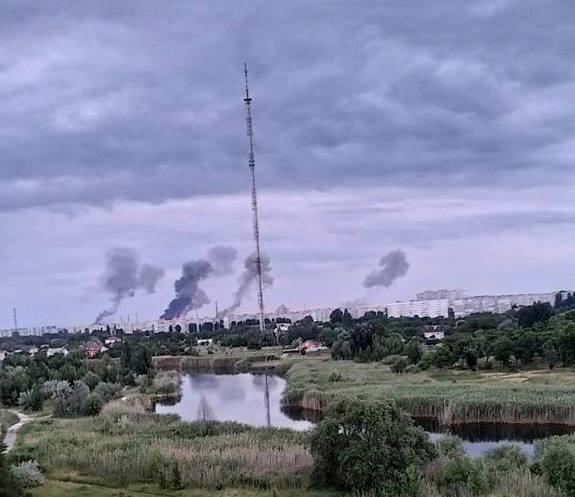 Сьогодні вранці росіяни знову обстріляли Кременчук. ОНОВЛЕНО