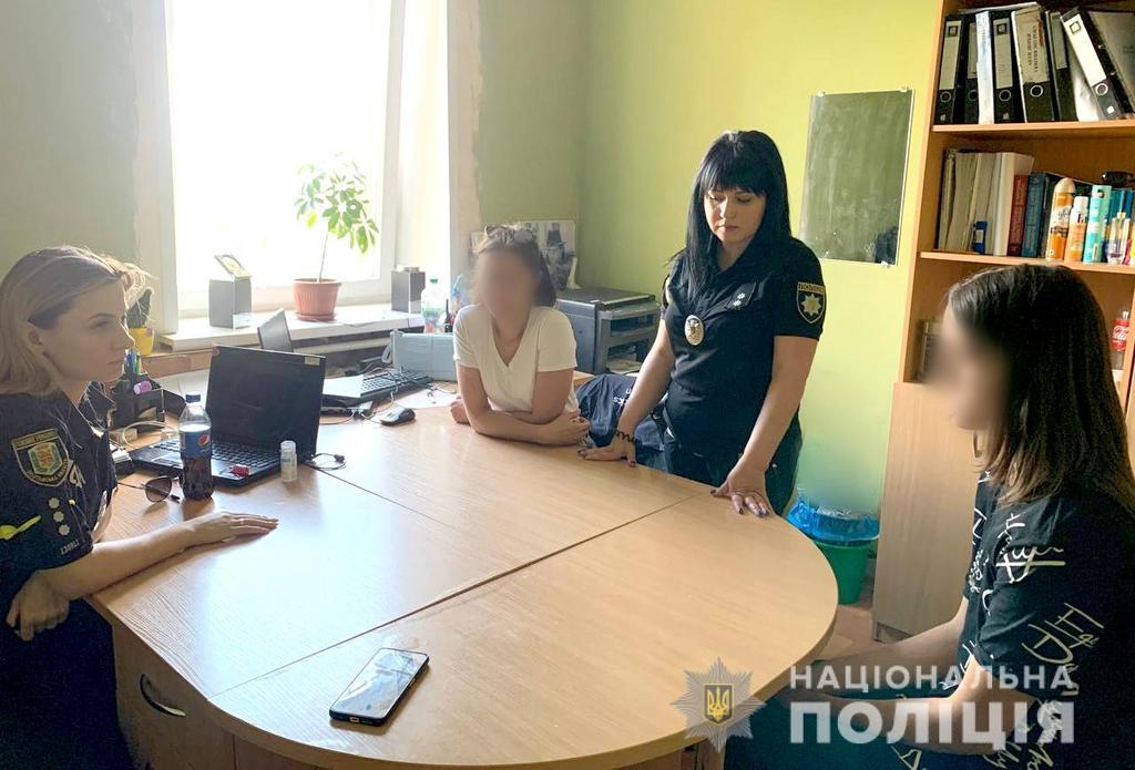 На Полтавщині майже два тижні розшукували 15-річну дівчину: вона переховувалася в закинутому будинку