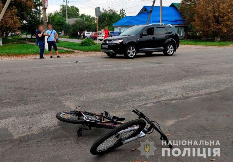ДТП на Полтавщині: двоє дітей на велосипеді зіткнулися з позашляховиком