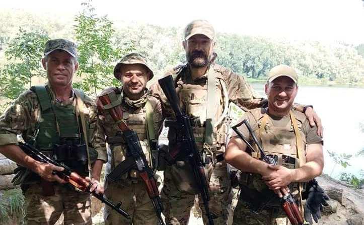 Сестра загиблого на війні з рашистами воїна збирає кошти на автівку для захисників