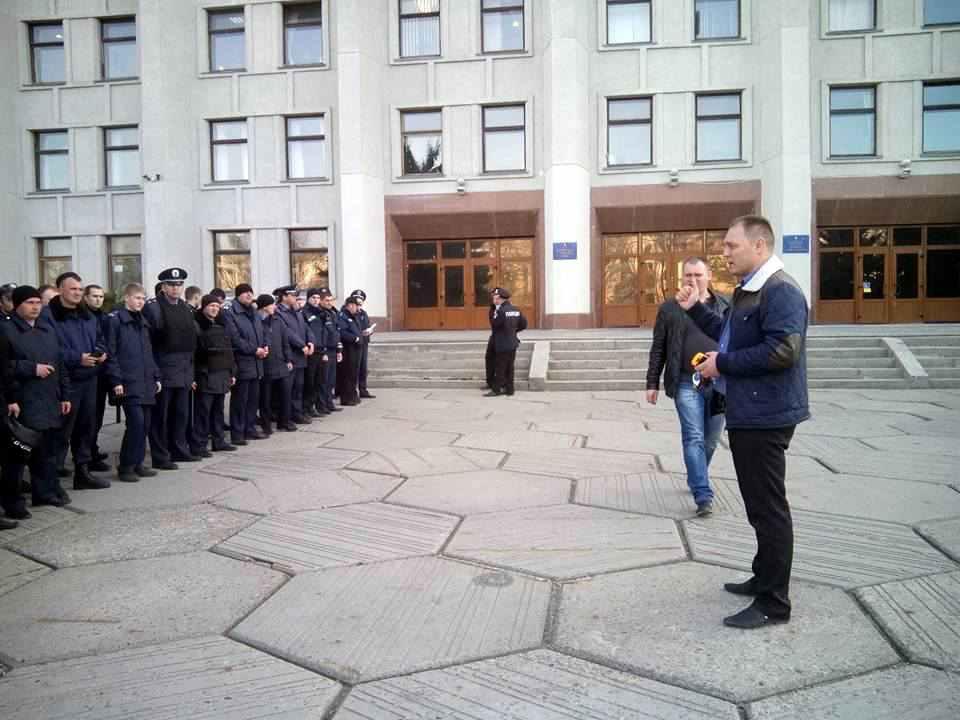 До Полтави поліція стягує сили, патрулюють в посиленому режимі