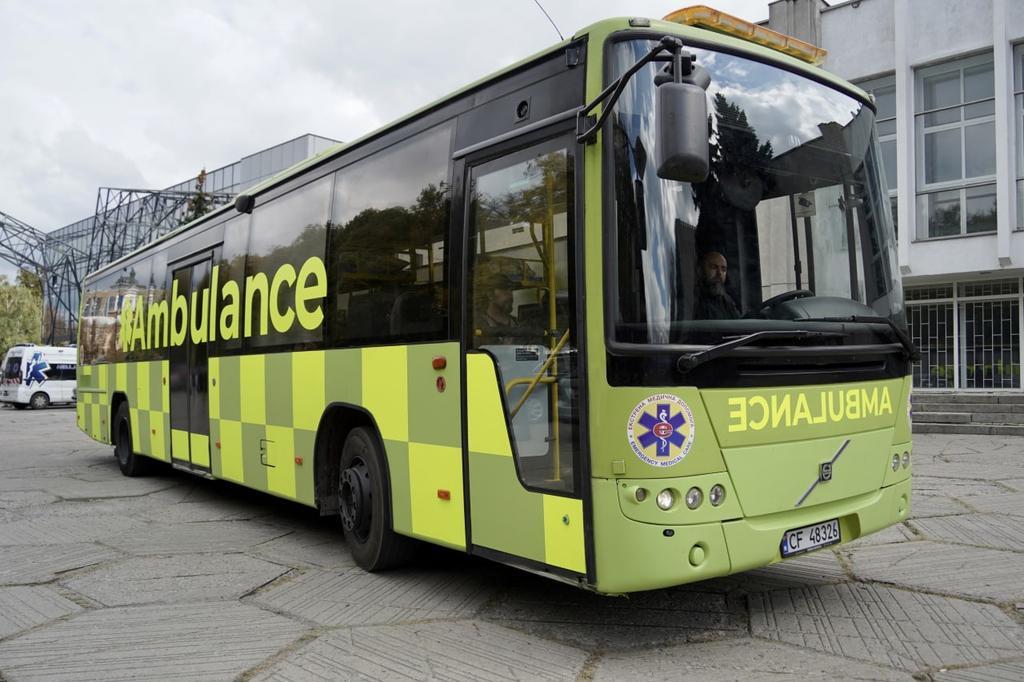 Полтавщині подарували унікальний евакуаційний автобус