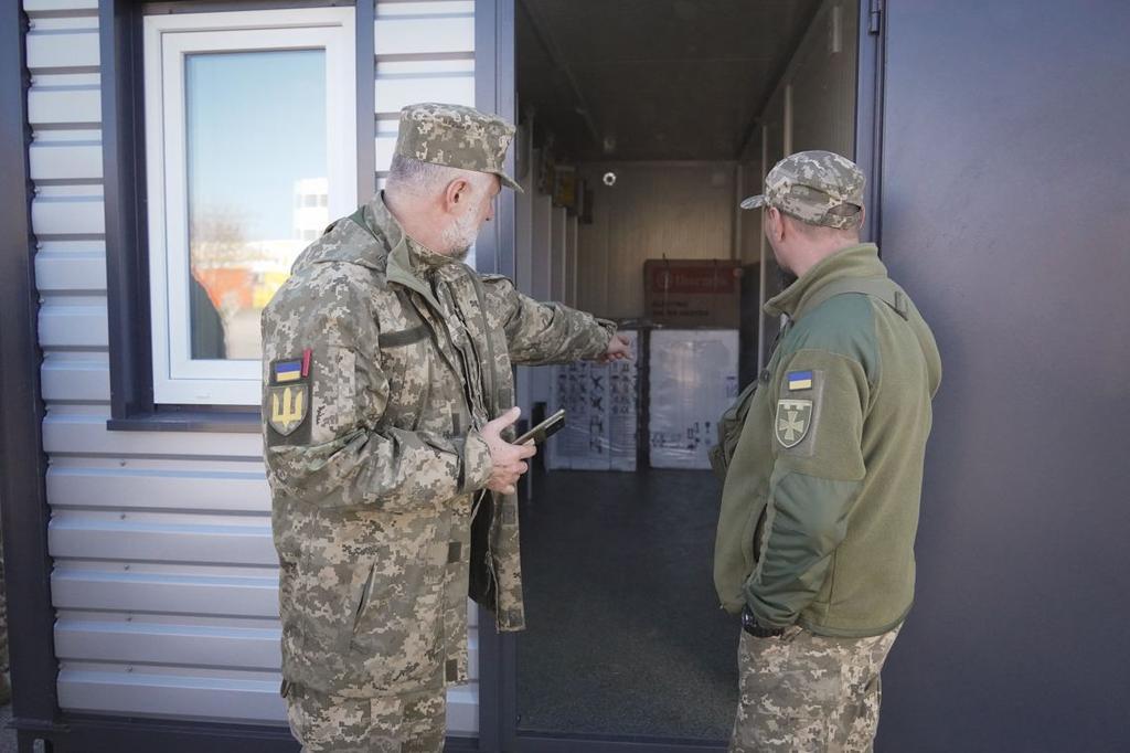 З бюджету області купили і передали військовим 6 санітарно-технічних модулів. Як вони виглядають?