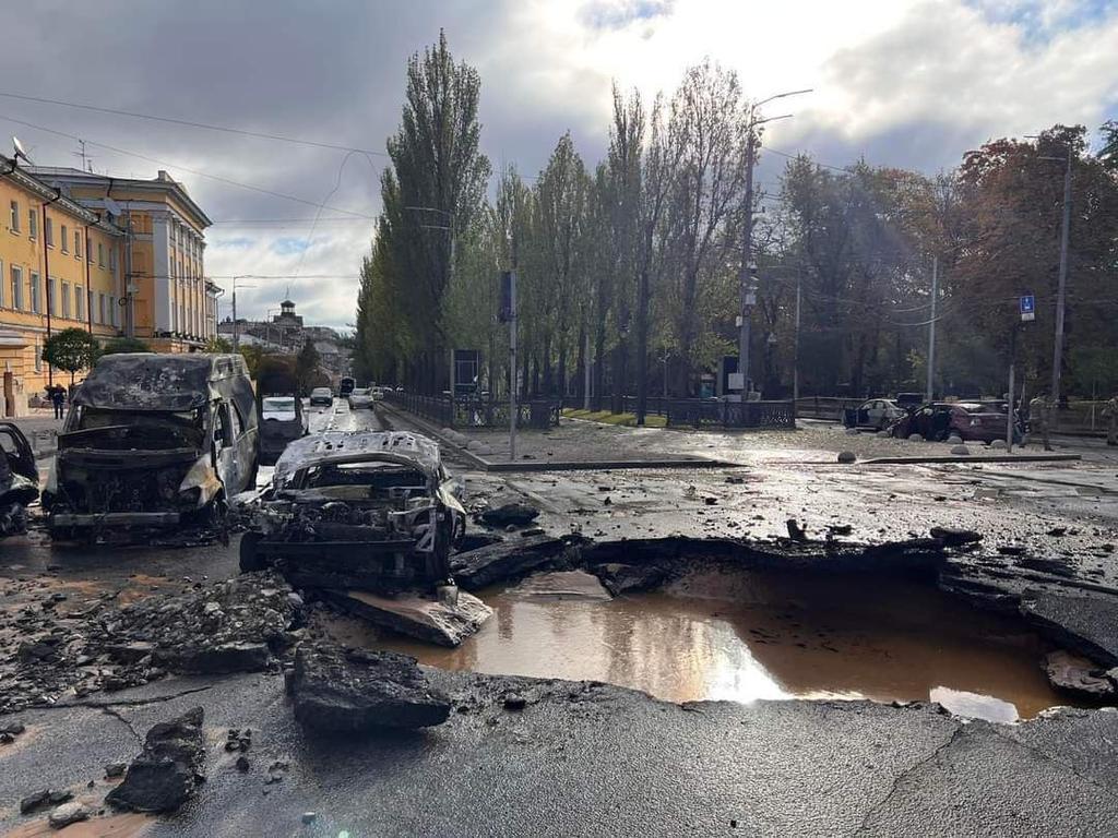 Окупанти вдарили по об'єктам критичної інфраструктури на Полтавщині: яка ситуації з електро та водопостачанням