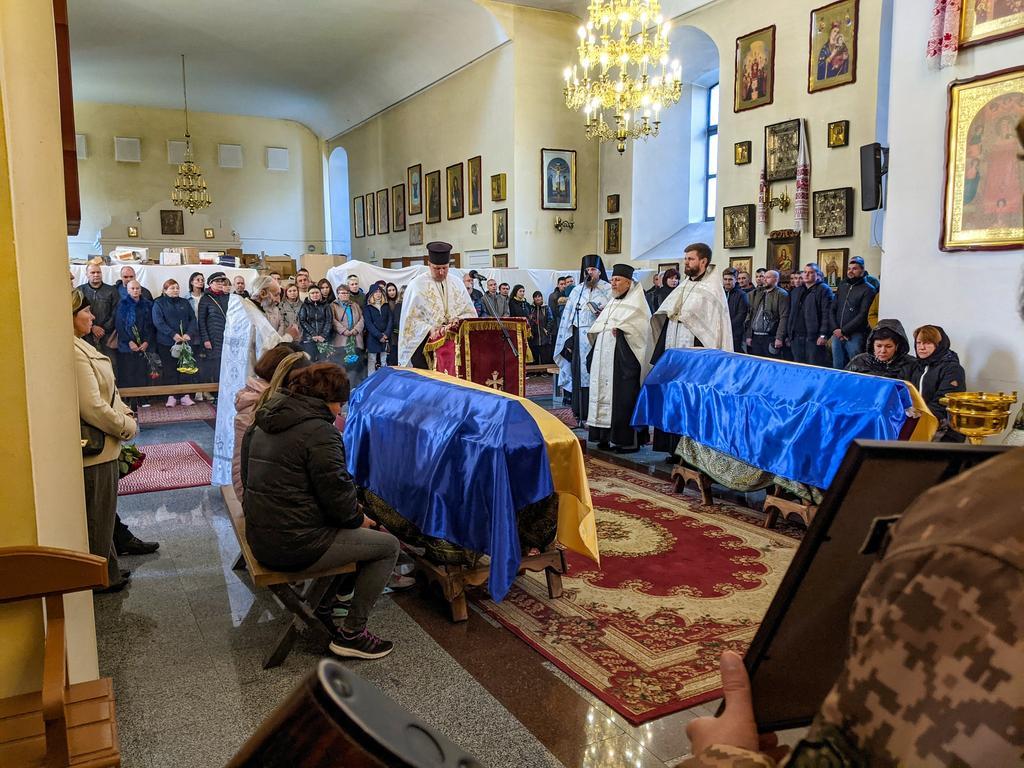 Сьогодні Полтавщина провела в останню дорогу чотирьох воїнів Збройних сил України