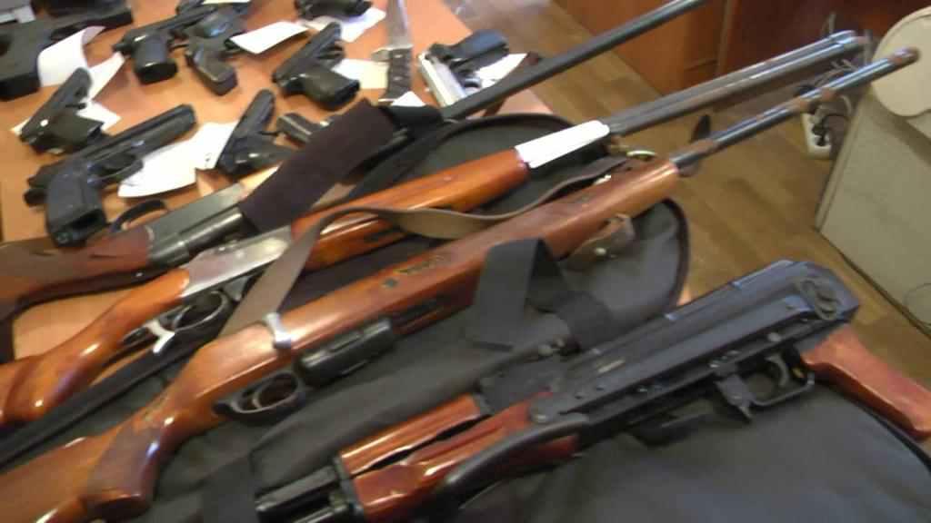 Полтавців закликають здавати незареєстровану зброю