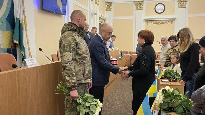 У Полтаві родинам полеглих воїнів вручили ордени