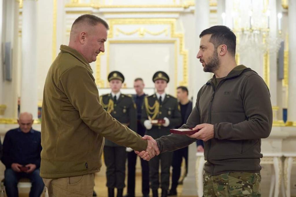 Гадяцьке сафарі рулить: голову Великобудищанської громади Миколу Шаблія Президент України нагородив орденом