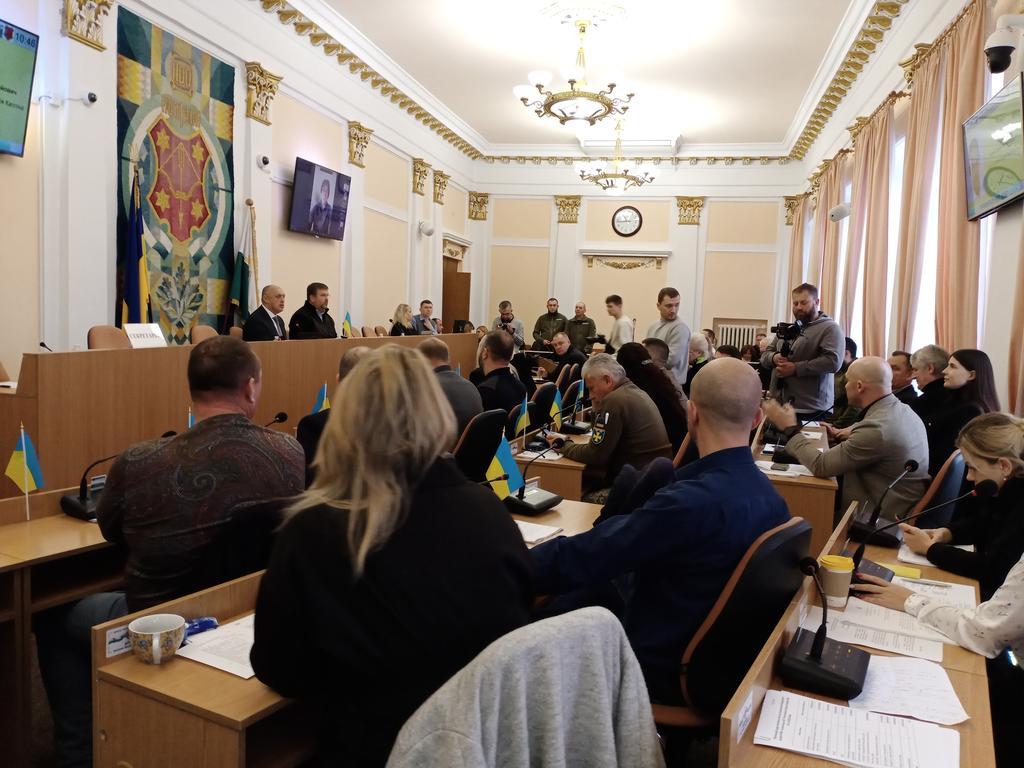 У Полтавській міськраді проводять сесію в змішаному форматі