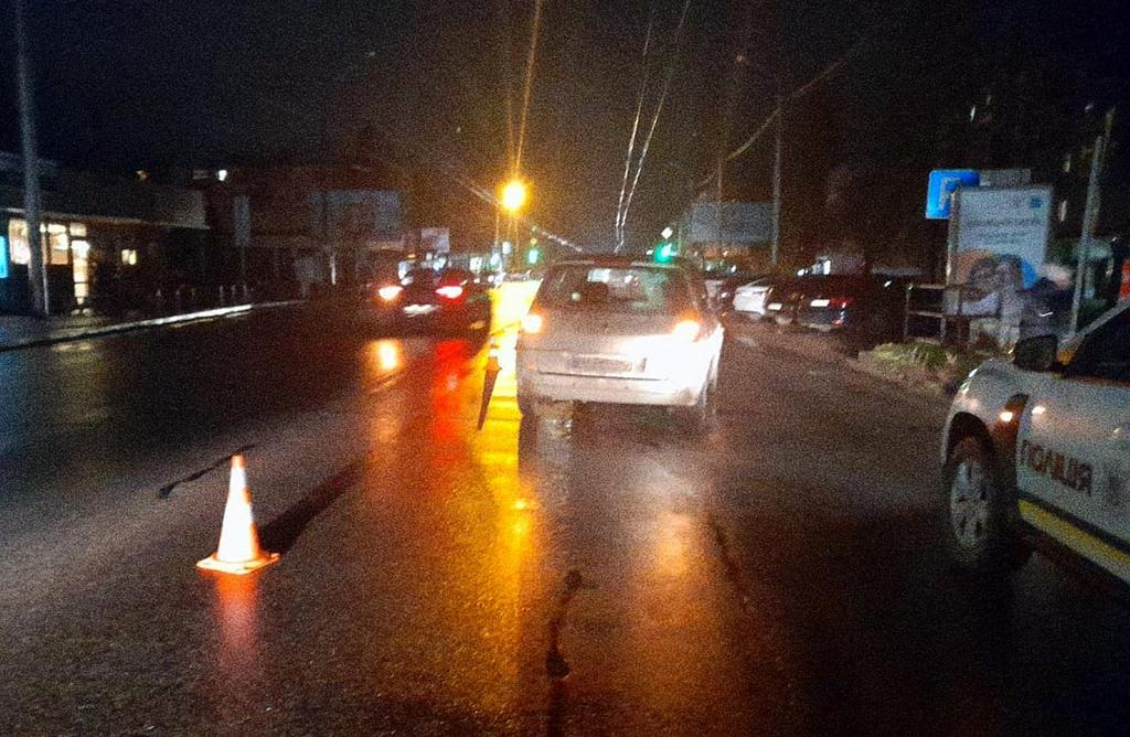 У Полтаві 68-річна жінка потрапила під колеса легковика