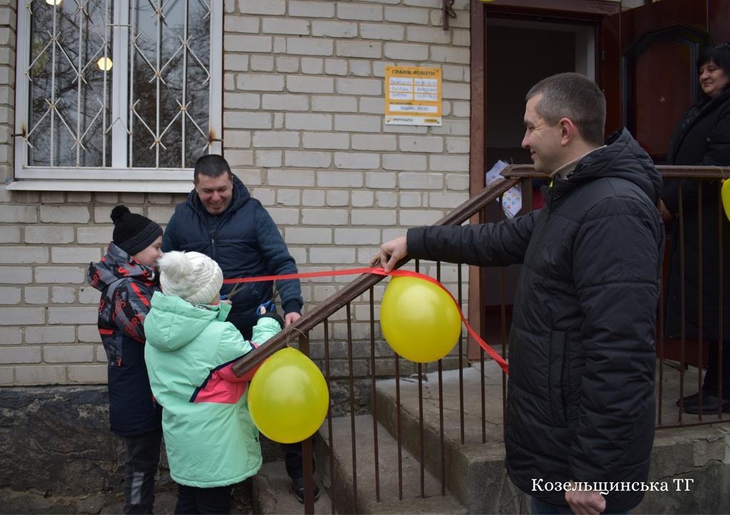 Коли голова громади і керівництво Укрпошти знаходять спільну мову: у Лутовинівці відкрили поштове відділення