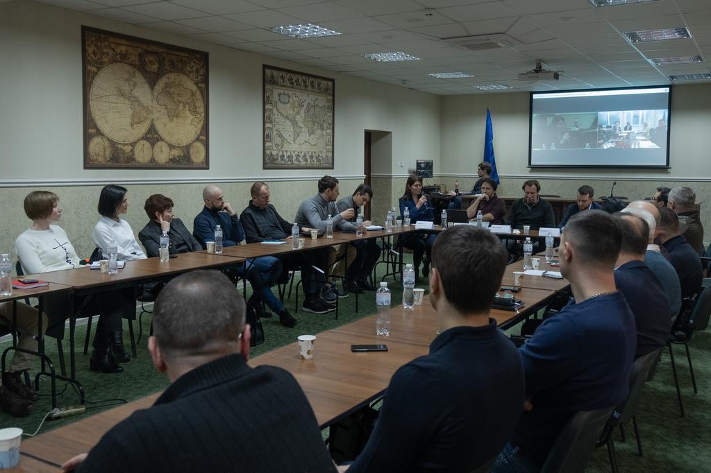 У Полтаві провели зустріч у форматі: бізнес, податкова, Мінекономіки та Верховна рада