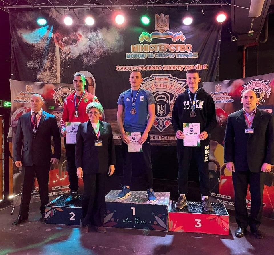 Золото та бронза: полтавські спортсмени здобули перші місця на чемпіонаті України з гирьового спорту