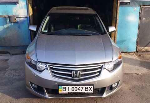 Вночі у Карлівці викрали автомобіль «Honda Accord»