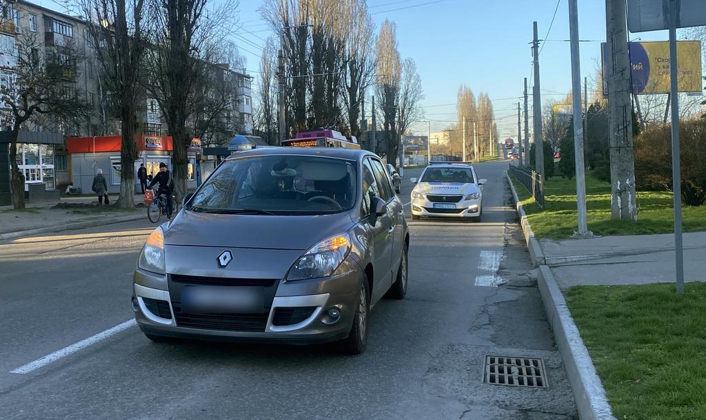 На Полтавщині жінка потрапила під колеса автівки: поліція встановлює обставини