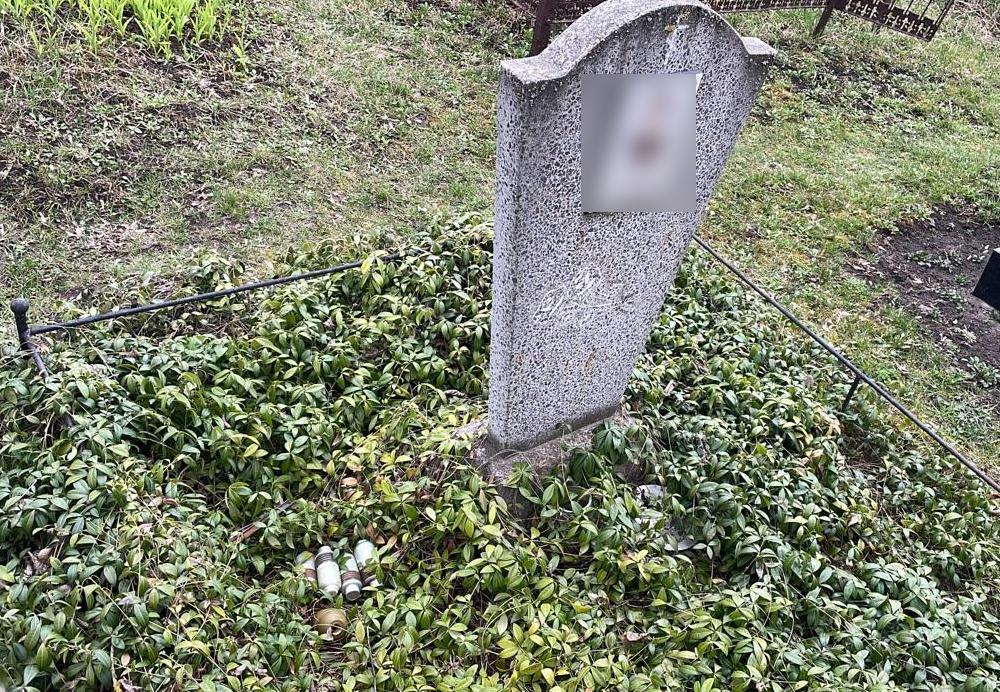 На Полтавщині чоловік виявив вибухонебезпечні предмети на цвинтарі