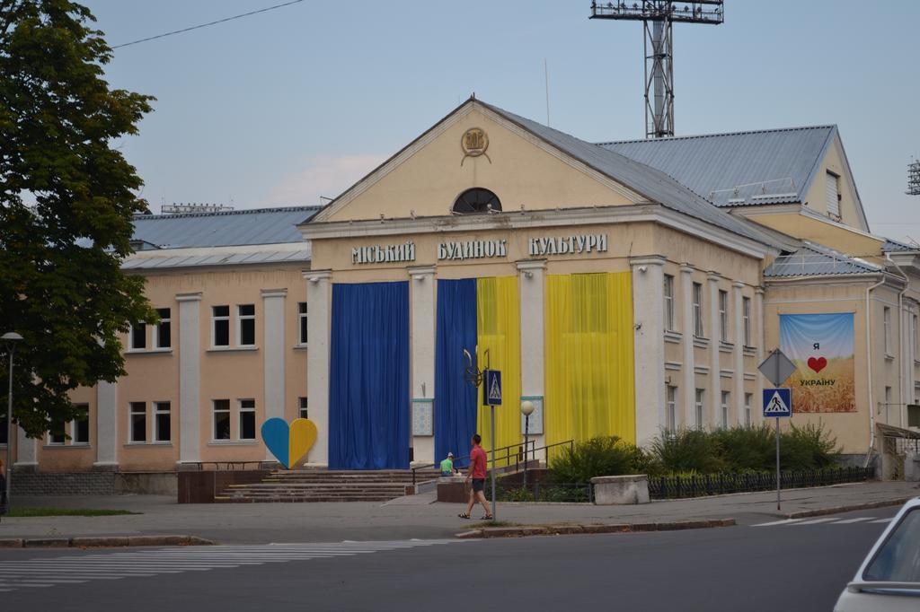 Великодній настрій від киці Джилії: полтавців запрошують на творчій простір «Великодній настрій».