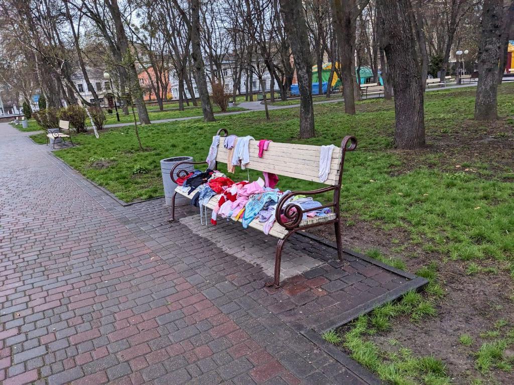 Новий вид сміття у Полтаві – надлишковий одяг