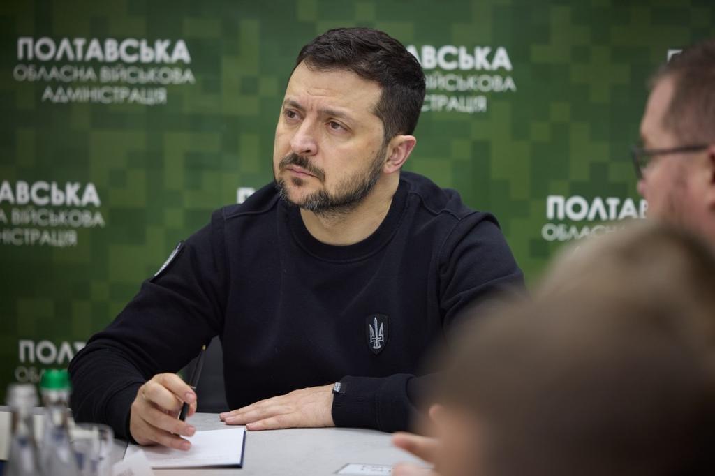 Нагороди та нарада: Володимир Зеленський відвідав Полтавщину