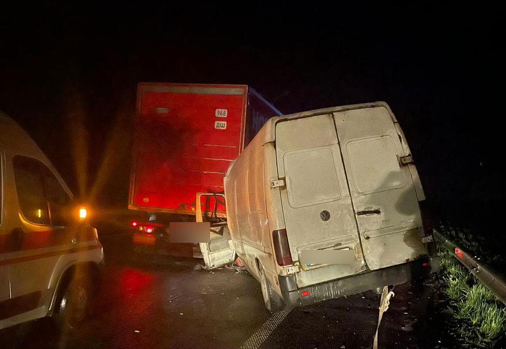 На Полтавщині сталася смертельна ДТП за участі мікроавтобуса та вантажівки