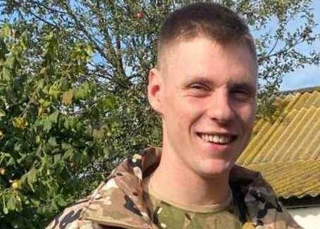 На війні з окупантами поліг 25-річний воїн з Лохвиці