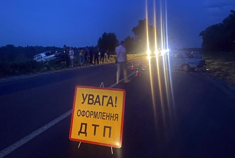 Потрійна ДТП на Полтавщині: одна жінка загинула, двоє травмованих