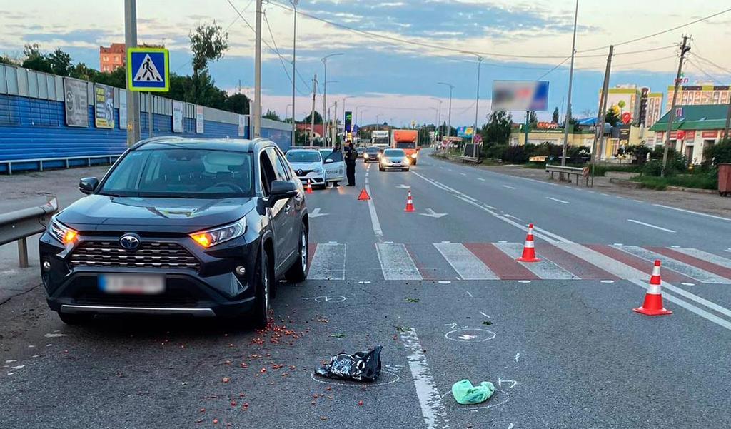 У Полтаві на пішохідному переході водій кросовера збив пенсіонера