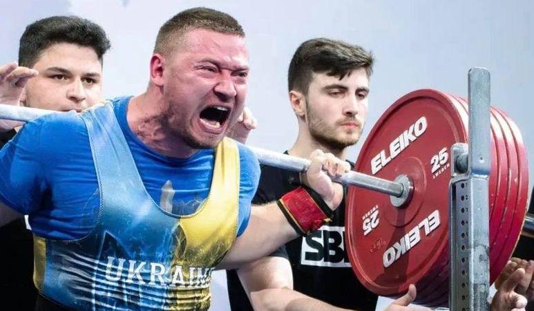 Полтавський спортсмен встановив два світові рекорди на чемпіонаті світу з класичного пауерліфтингу