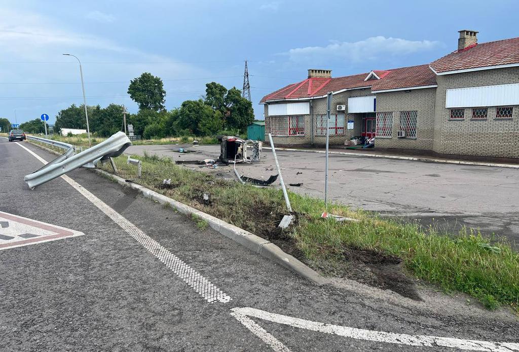 Наїхав на металевий відбійник: в ДТП на Полтавщині загинула дитина