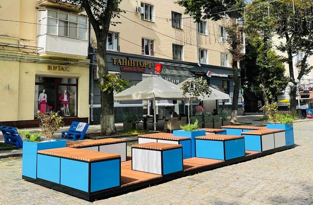 Що не так з першим парклетом у Полтаві. І чи парклет це взагалі?