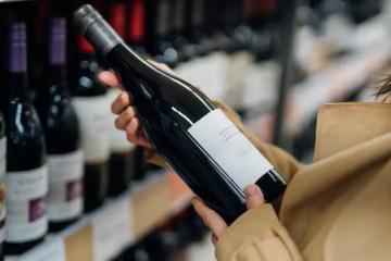 На Полтавщині збільшили час, коли можна буде продавати алкоголь