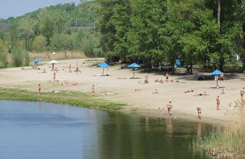 Кишкова паличка у Ворсклі - на яких пляжах Полтави не рекомендують купатися