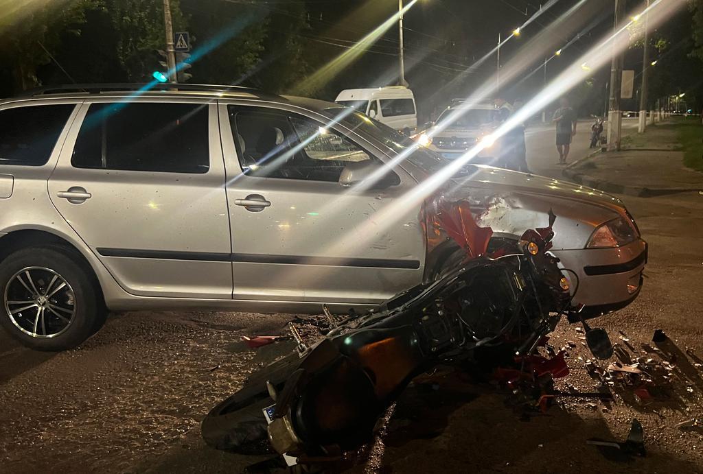 У ДТП на Полтавщині загинув неповнолітній водій мотоцикла