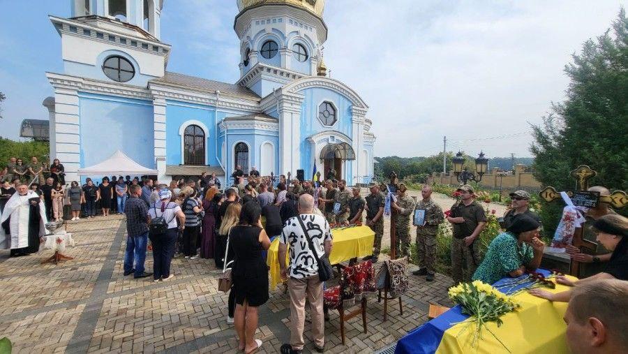 Сьогодні попрощалися із військовими з полтавської частини, які загинули в авіакатастрофі на Донеччині