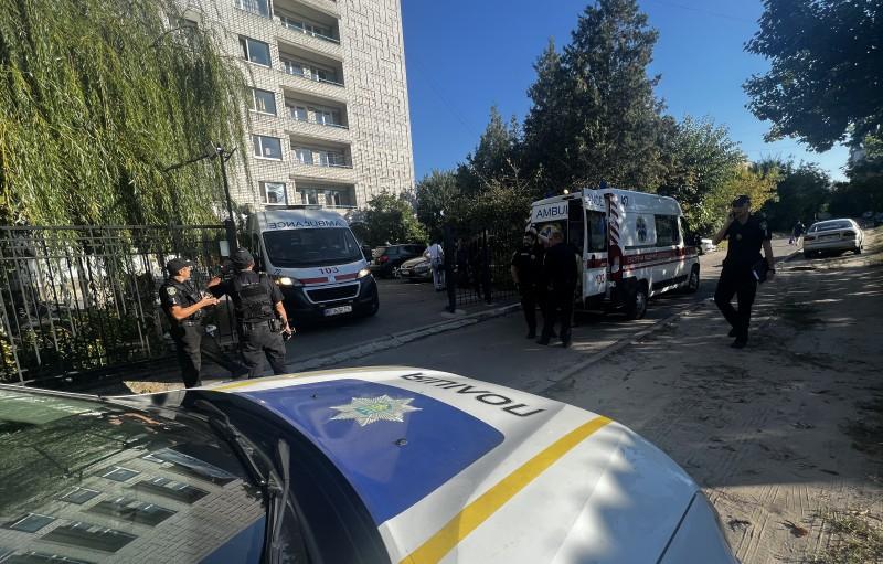 У Кременчуці 3-річна дівчинка випала з вікна на 9 поверсі