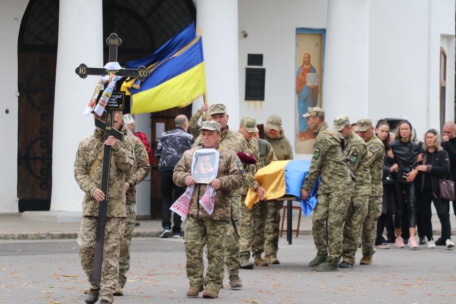 У Полтаві попрощалися із втераном ООС, захисником України Євгенієм Александровим