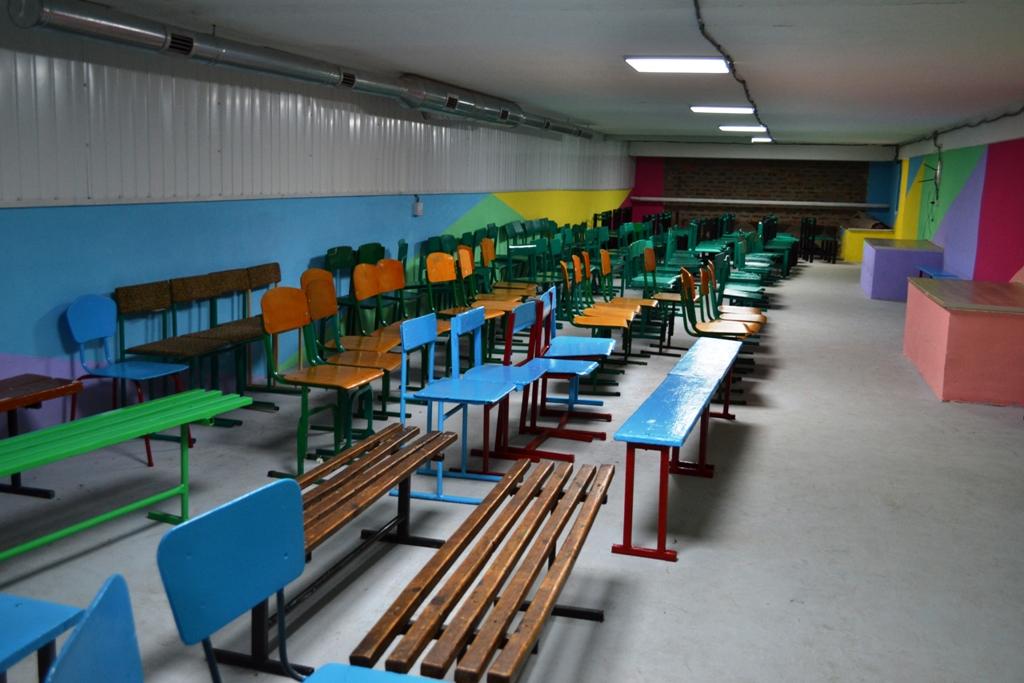 Якісно не можна зробити швидко: у Козельщині обладнали укриття для школярів за мільйон гривень. ФОТО