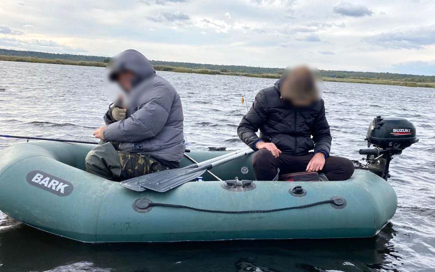 На човнах у воєнний стан їздити не можна – поліція Полтавщини контролює