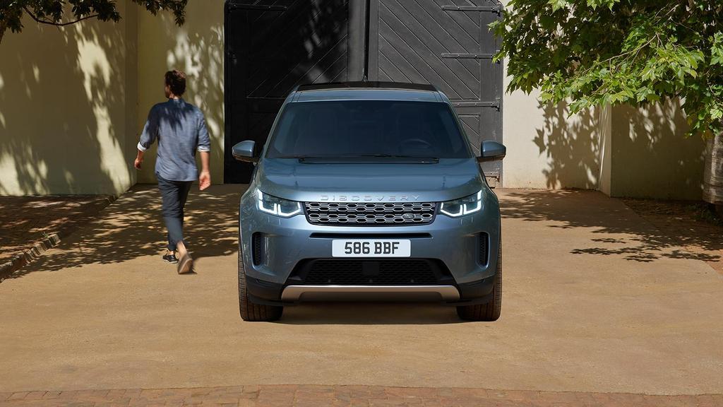Як Land Rover Discovery Sport справляється з різними дорожніми умовами