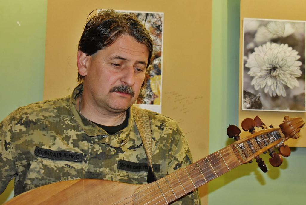 У Полтаві Тарас Компаніченко присвятив концерт пам’яті Героя України Дмитра «Да Вінчі» Коцюбайла